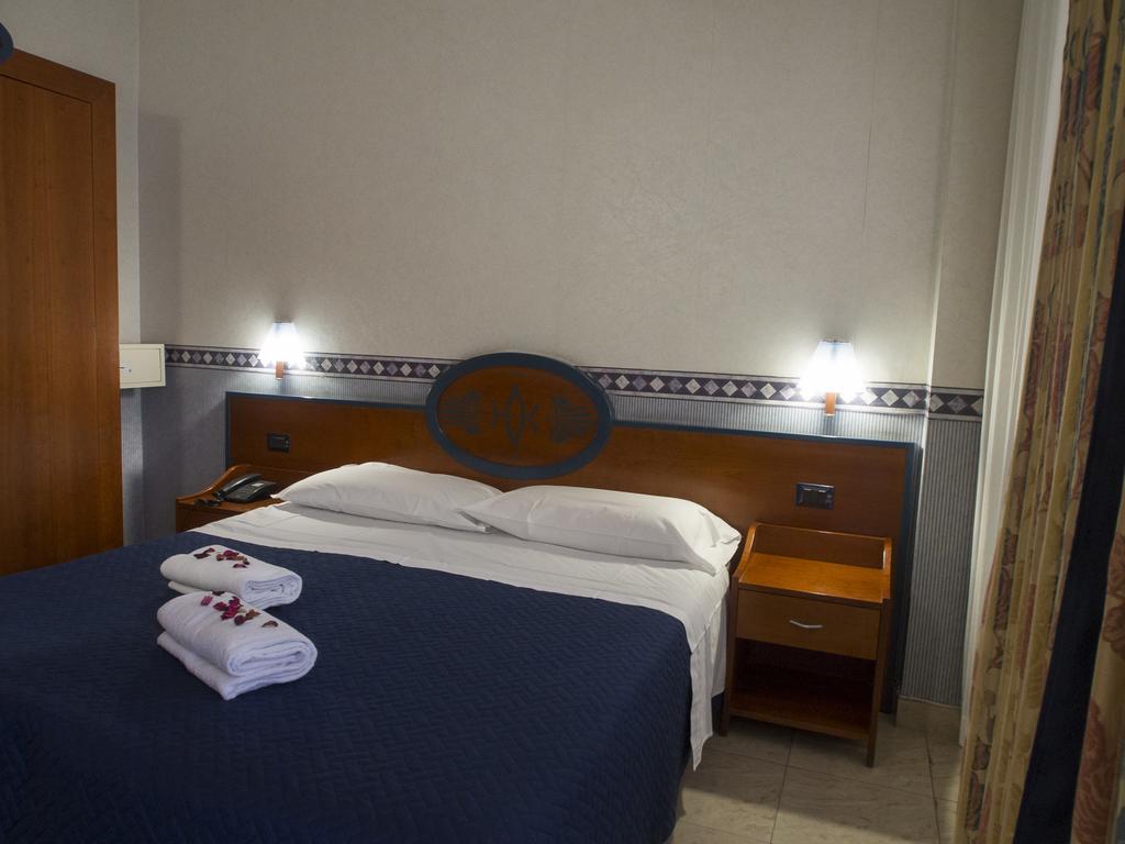 Hotel Kroma Рагуза Екстериор снимка