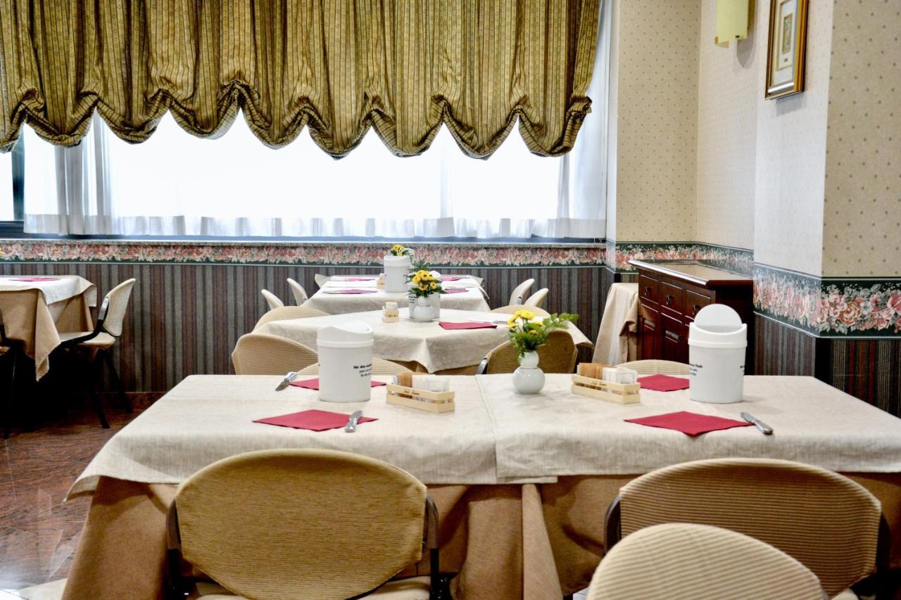 Hotel Kroma Рагуза Екстериор снимка